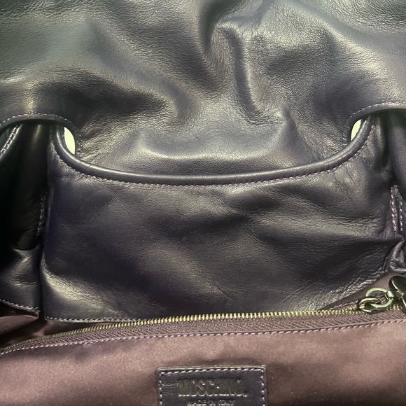 Moschino Purple Leather Tote Bag - Picture 14 of 17
